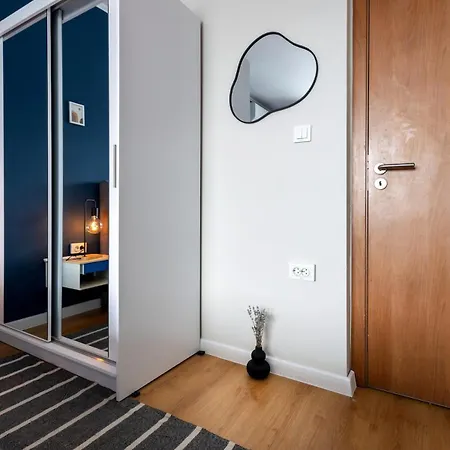 Apartment Modern 1 Bedroom By The Gondola *