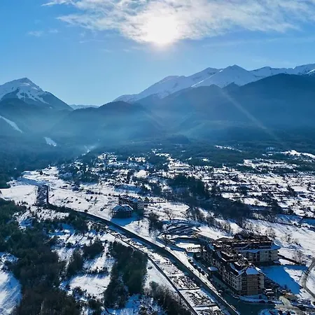 Modern 1 Bedroom By The Gondola דירה *
