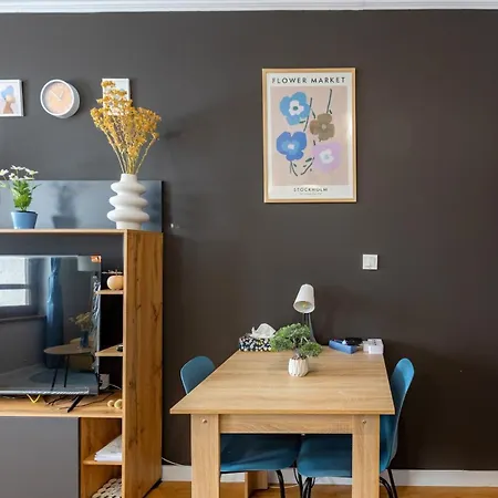 Modern 1 Bedroom By The Gondola * 班斯科