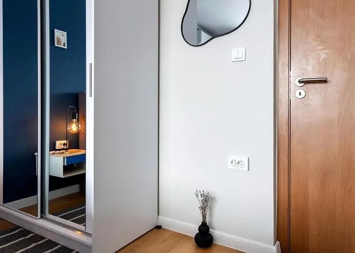 Apartment Modern 1 Bedroom By The Gondola *